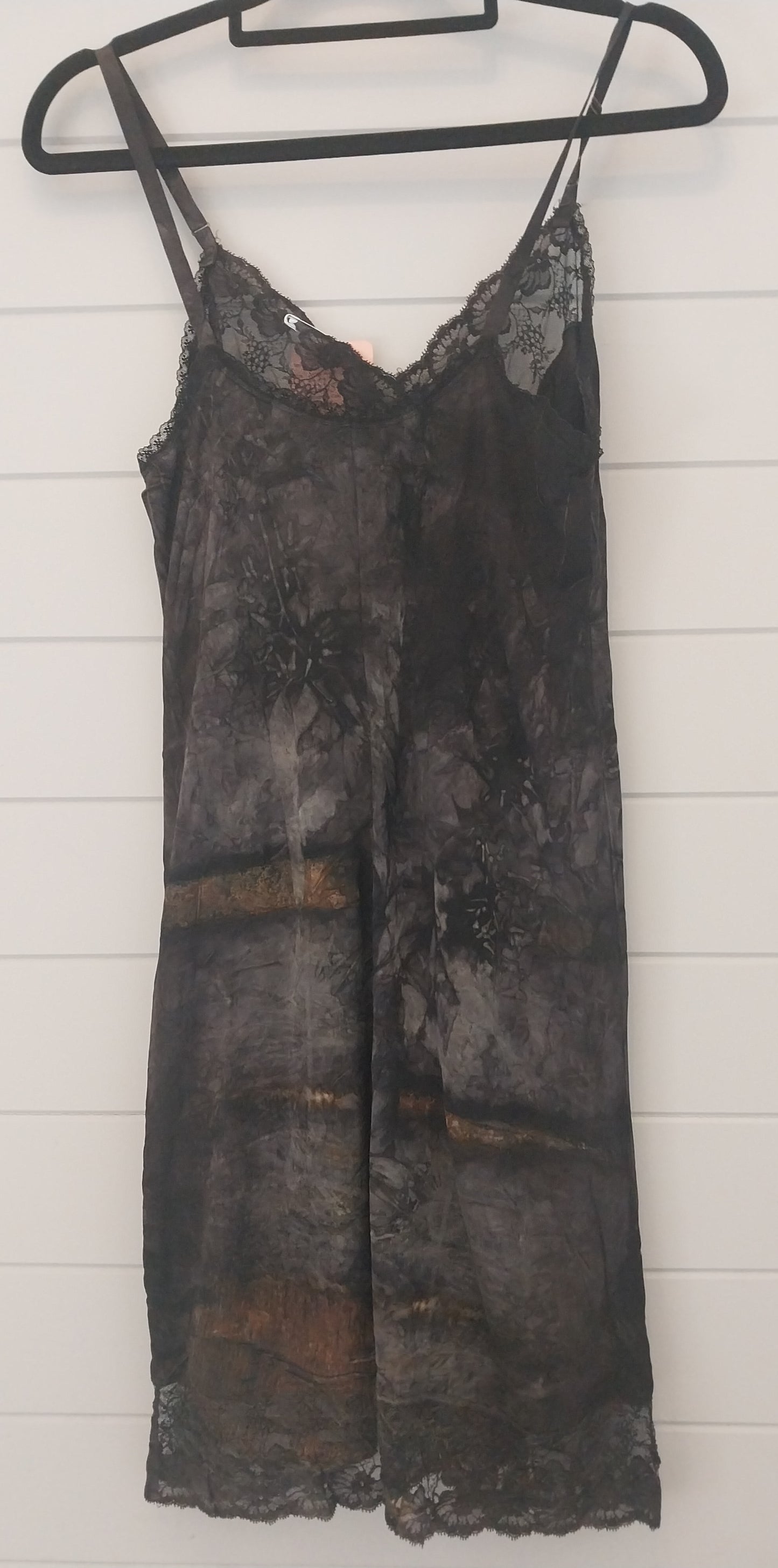 PD07| Petty Dramas Vintage Slip