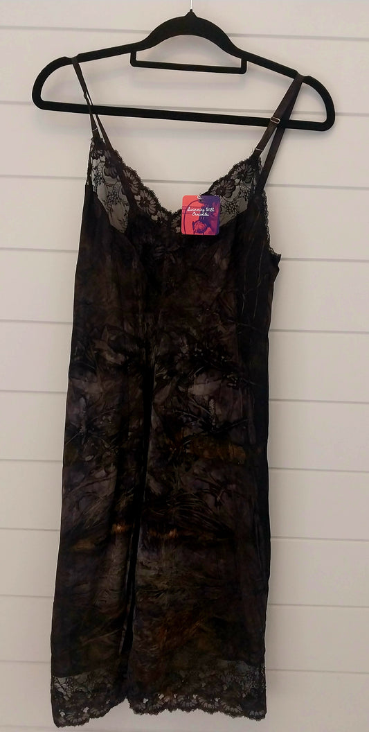 PD07| Petty Dramas Vintage Slip